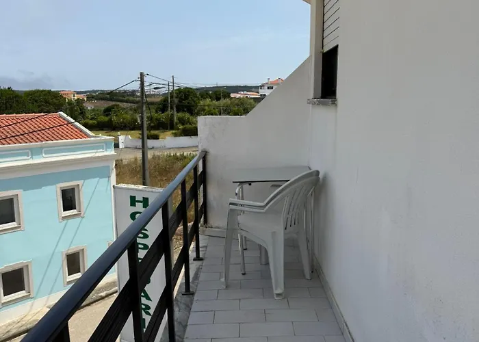 Dona Ines De Castro Гостевой дом Атогиа-да-Балейя