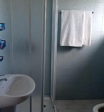 Casa de hóspedes Dona Inês De Castro *