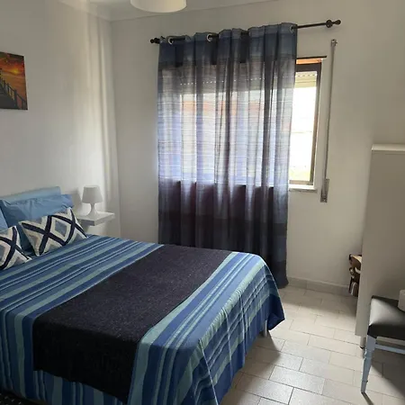 Dona Inês De Castro Casa de hóspedes Atouguia Da Baleia